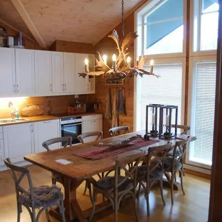 Holiday home Flott Pa Smolasen Tjorhom Fidjeland